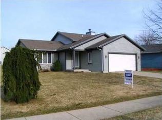 2246 Thistledowne Dr NE, Grand Rapids, MI 49505
