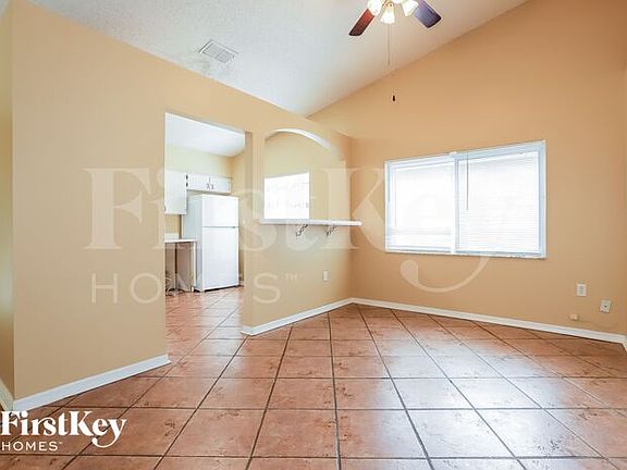 4th image of 631 Lakemont Dr