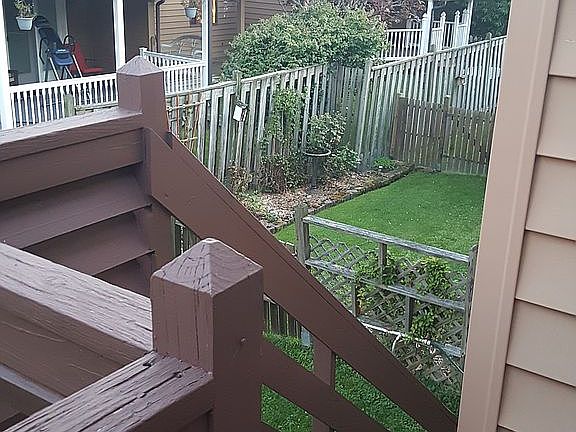 3rd image of 89 Theresa Blvd