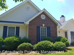 5303 Willow Ridge Dr, Summerfield, NC 27358