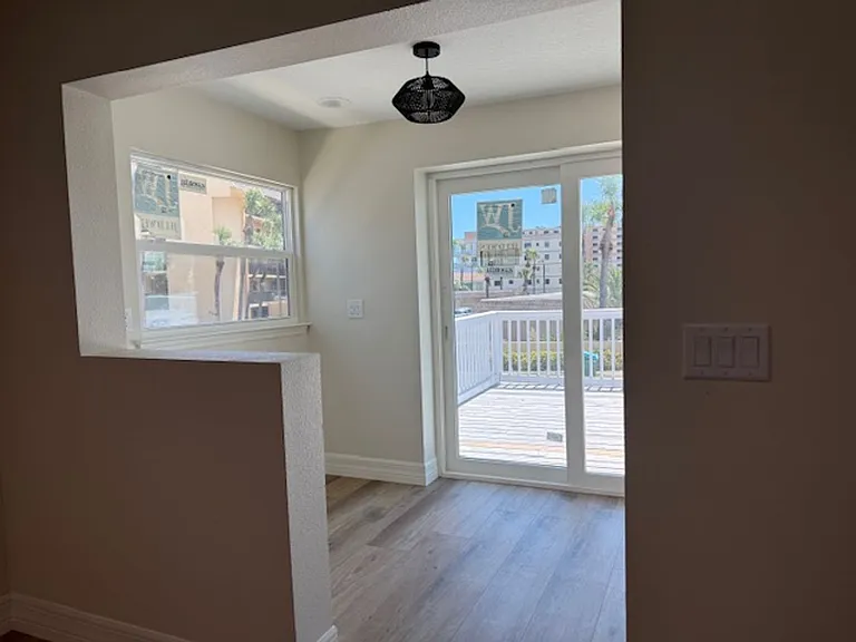 510 Jackson Ave — Photo 16