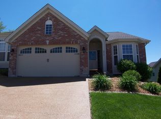 2512 Andrea Crest Dr, Washington, MO 63090