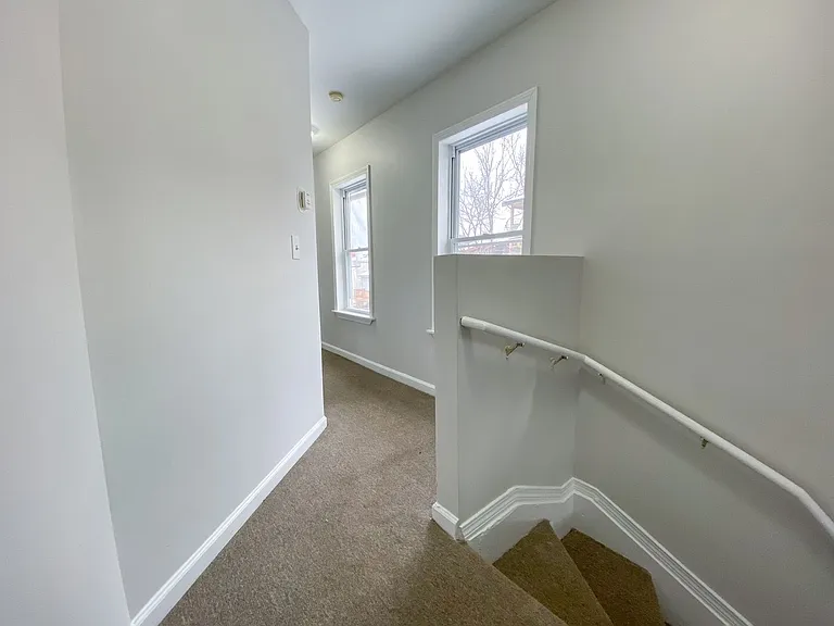 158 Ward St — Photo 26