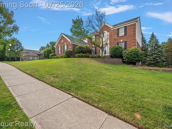 4th image of 1909 Catlin Dr