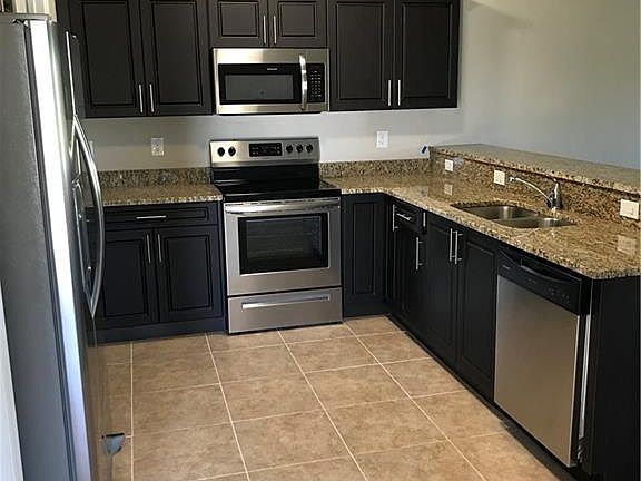 5th image of 537 SE 8th St