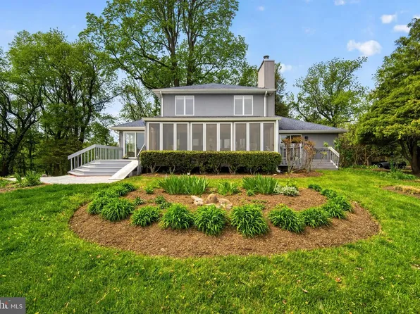 6920 Konrad Ct, Friendship, MD 20758