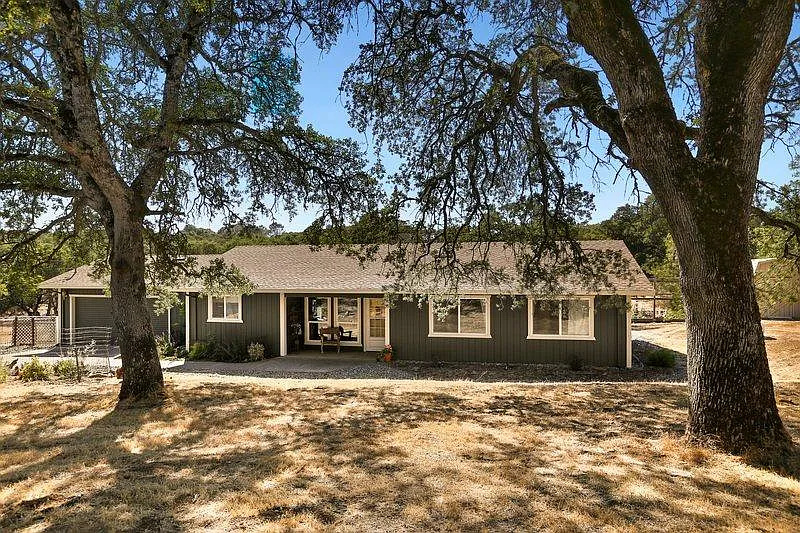 7140 Crystal Blvd photo 1