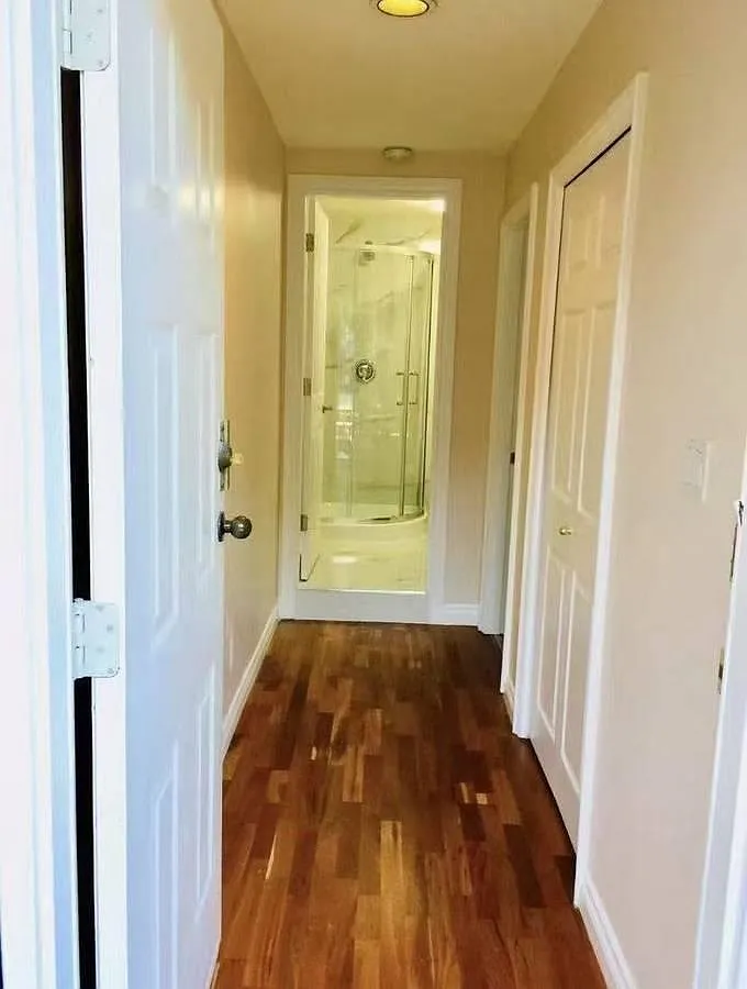 1 bed, 500 sqft, $1,750 — Photo 3