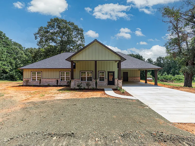 2391 State Highway 147 — Photo 1
