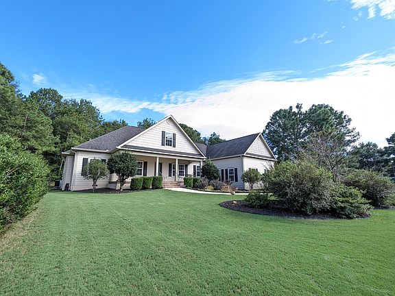 2nd image of 3070 Verbena Dr