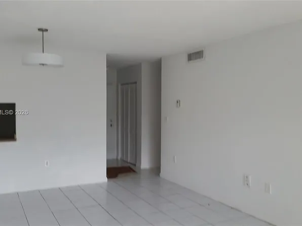 505 NW 177th St APT 128, Miami Gardens, FL 33169
