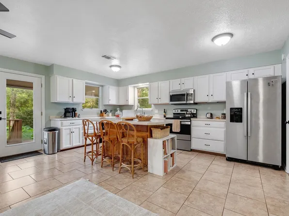 9519 Rose Rd, Tallahassee, FL 32311