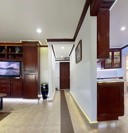 2nd image of 564 Lochridge Dr