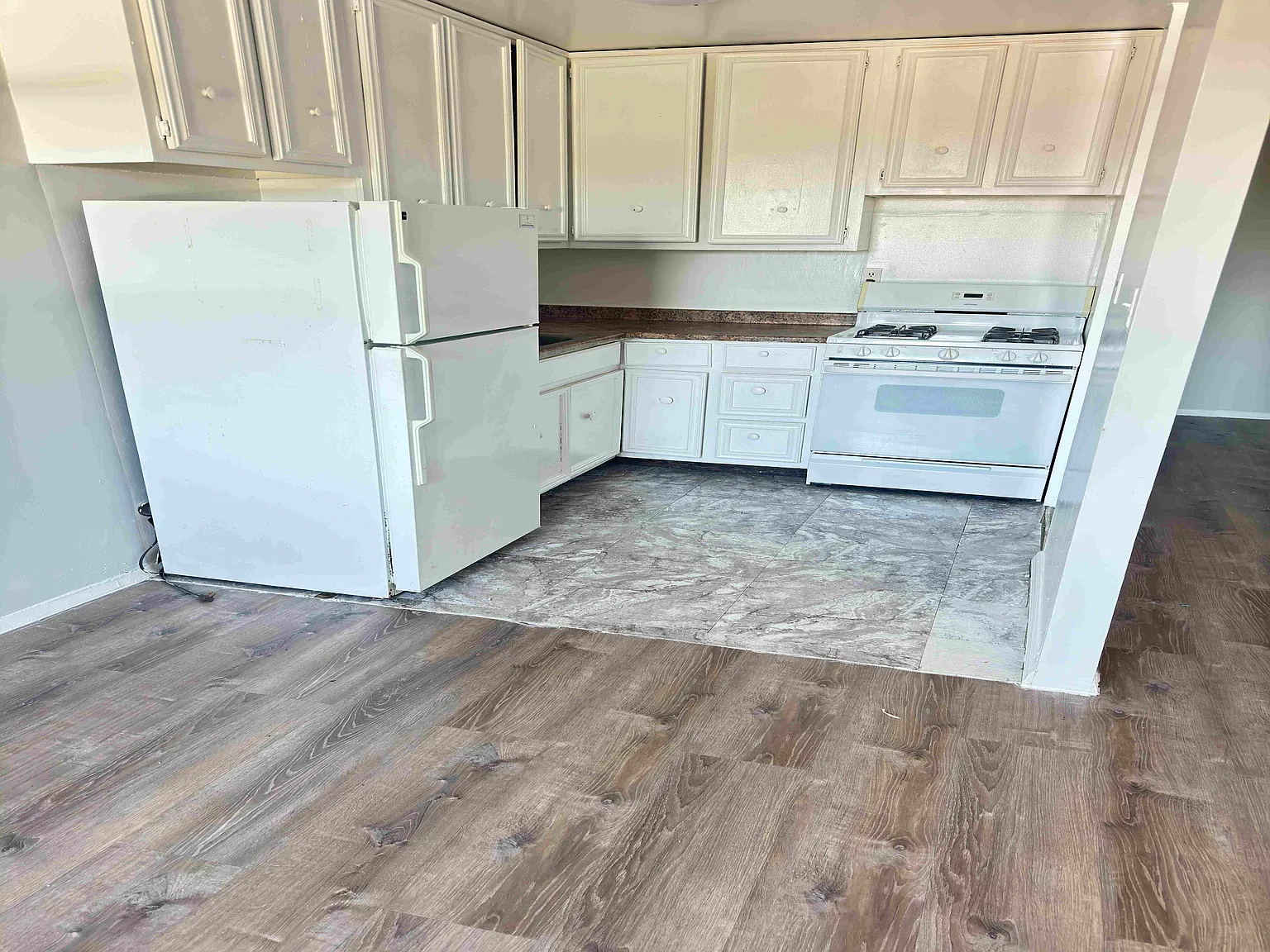 Studio, 600 sqft, $2,150 — Photo 4