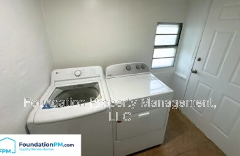 1492 Faxon Ave — Photo 11
