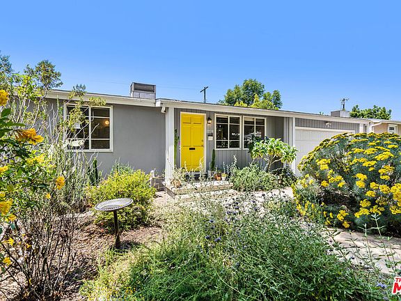 2nd image of 8401 Matilija Ave