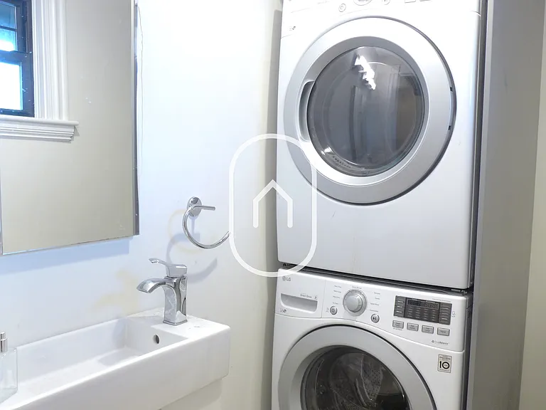 61 Beech Glen St #1 — Photo 18