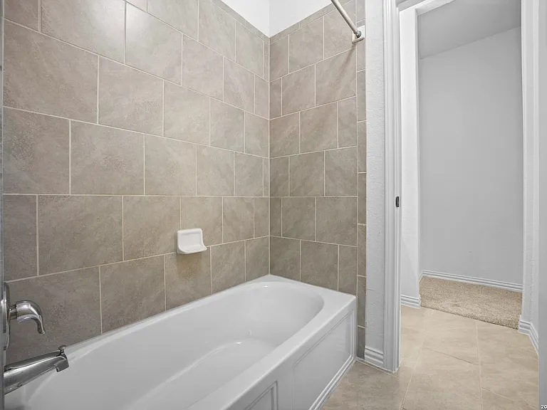 3200 Falconhead — Photo 19