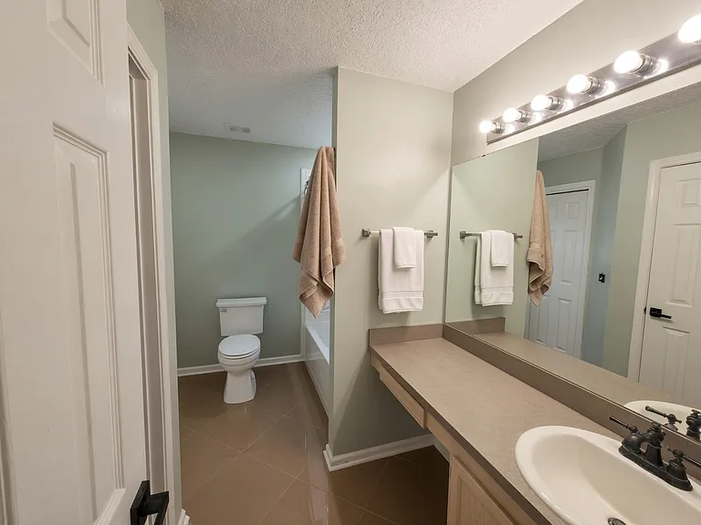 3473 Ayrshire St — Photo 8