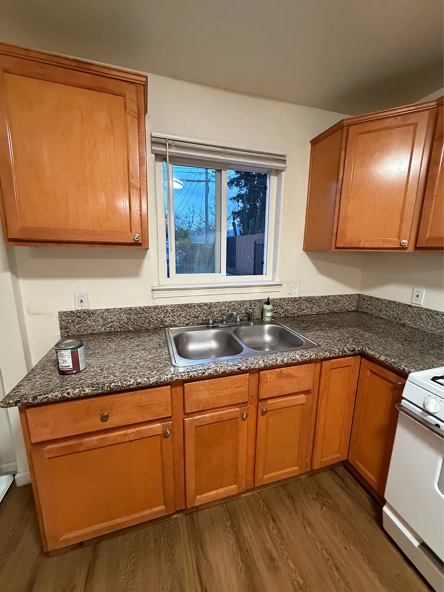 Building Photo - 3520 Y St #3