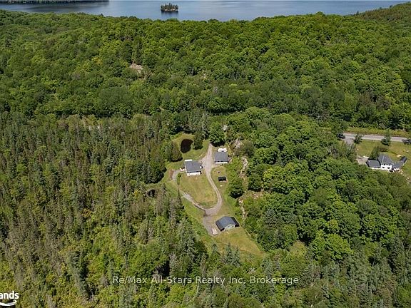 3rd image of 410 Etwell Rd
