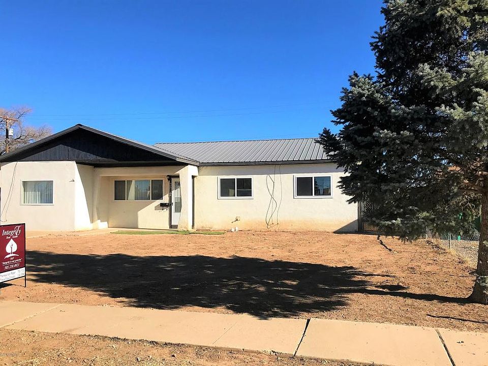 1st image of 3512 Sierra Vista Dr