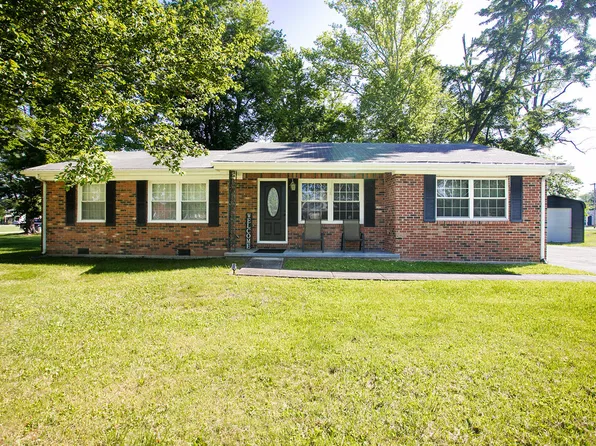 18 Childers Ave, Clay City, KY 40312