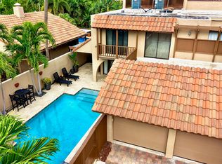 6598 Patio Ln, Boca Raton, FL 33433