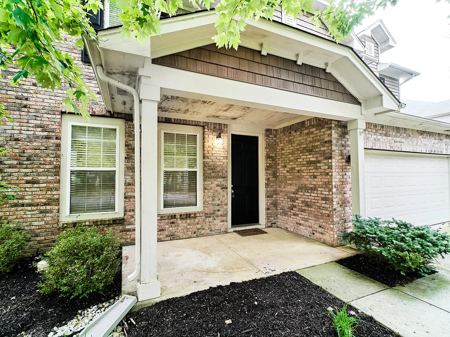 4 bed, 2.5 bath, 3084 sqft, $2,800 — Photo 3