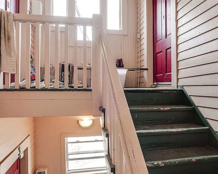 201 Goodrich — Photo 18