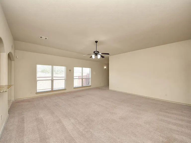 1902 Argos Dr — Photo 14