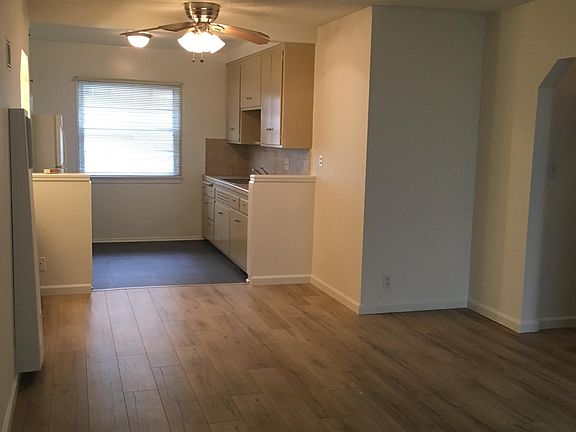 4th image of 1241 S Bundy Dr APT 3