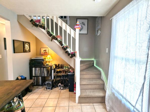93 Pavilion Ave FLOOR 2