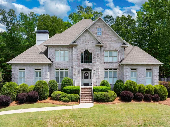 8117 Castlehill Rd, Birmingham, AL 35242