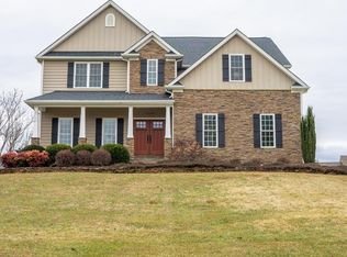 1150 Elkwood Ter N, Forest, VA 24551