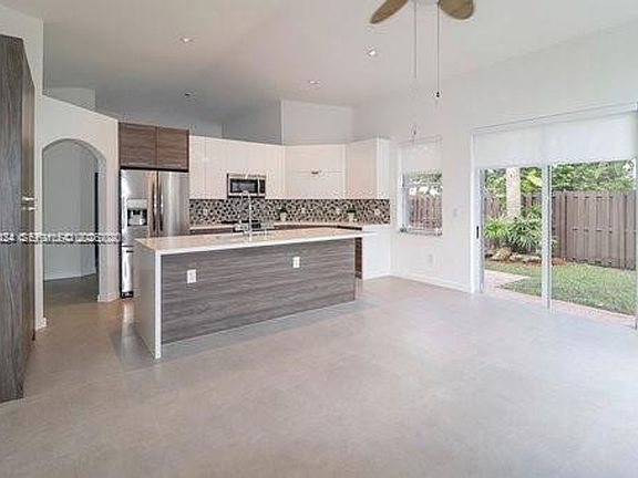3rd image of 10889 NW 58th Ter