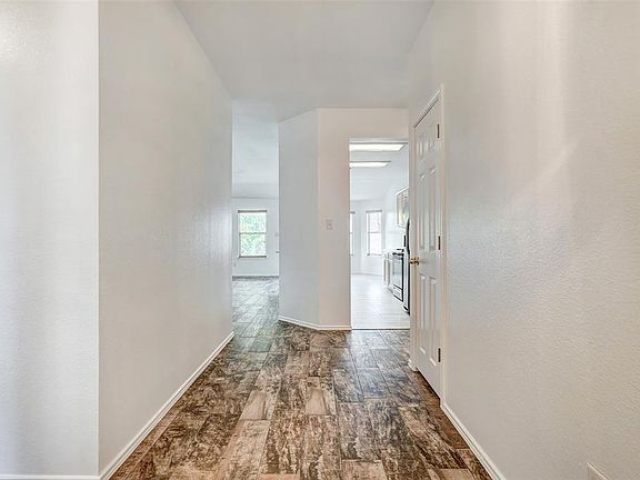 4th image of 1505 Ty Cobb Pl