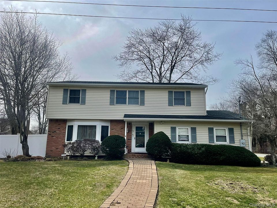 1st image of 12 Hughes Ln