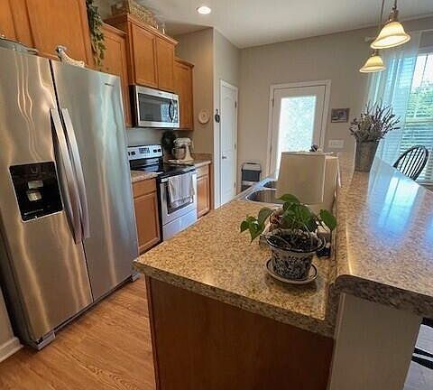 5th image of 112 Hawkstone Dr