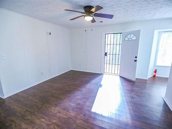 3rd image of 1967 Singer Way