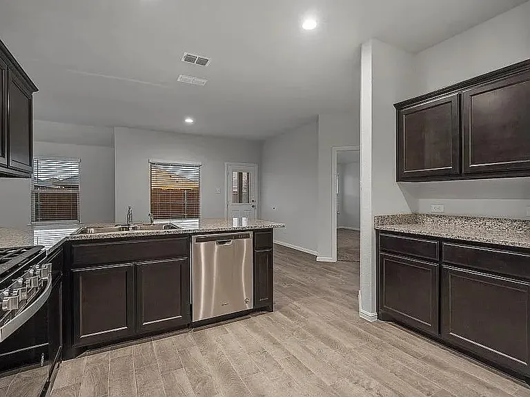 6212 Blacksmith Ave — Photo 3