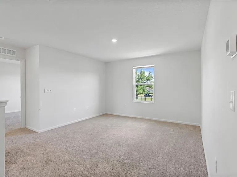 612 Linnet Ct — Photo 16