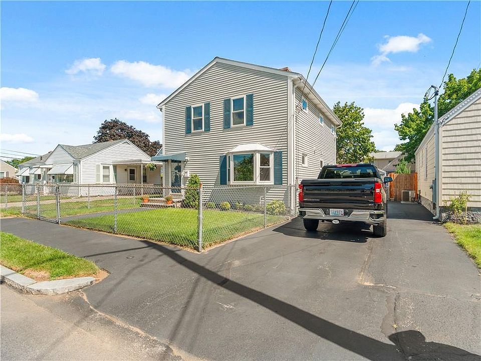 153 Daggett Ave, Pawtucket, RI 02861 Zillow