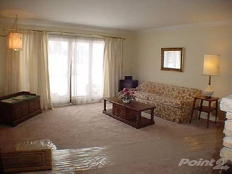 2nd image of 25565 Elon Ct