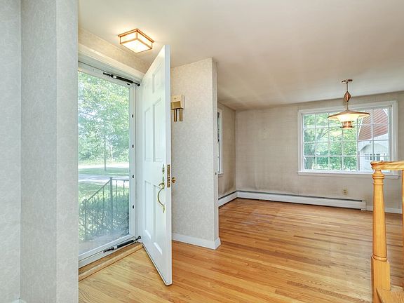 5th image of 1630 Greenland Road