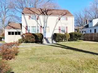 69 Glen Ct, North Plainfield, NJ 07063