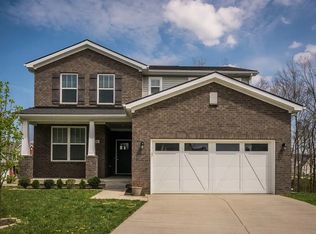 9100 Tamarack Grove Ln, Louisville, KY