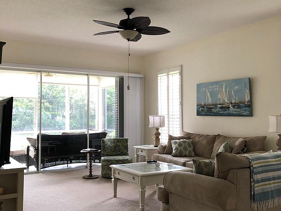 2nd image of 1906 Seville Blvd Unit 1812