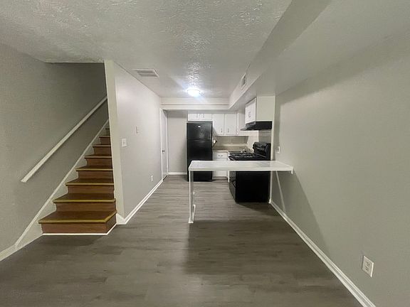 2nd image of 1029 Cross Keys Rd #3