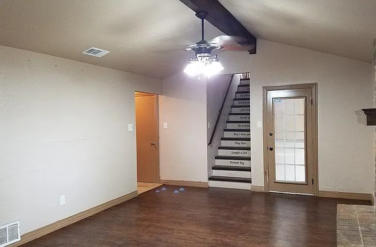 7604 Cedarhill Rd — Photo 4
